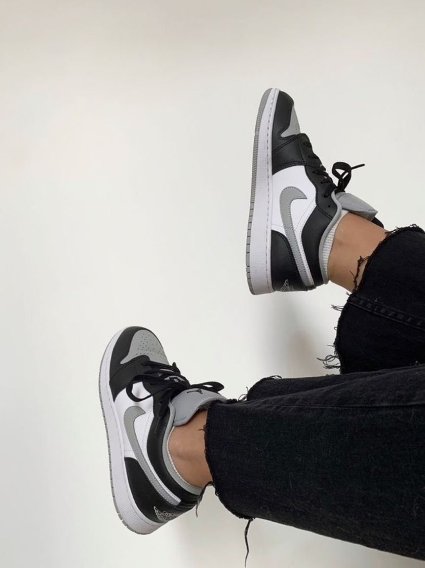 Social Jordan 1 low shadow 