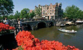 Ámsterdam, reflejos en el agua