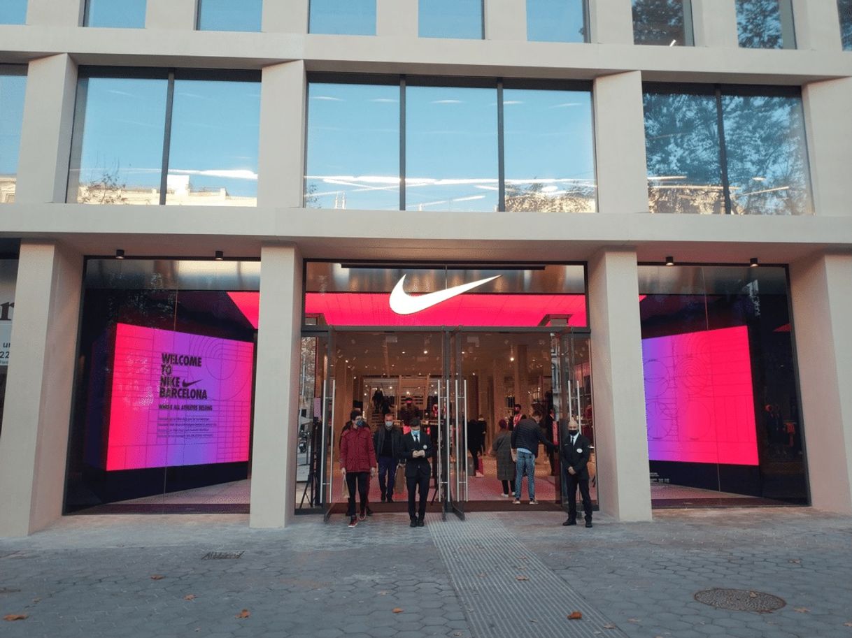 Lugar Nike Store