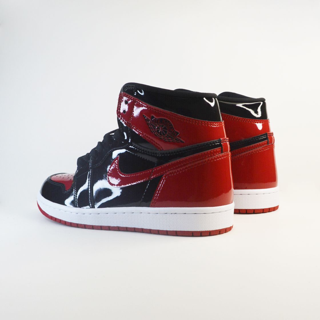 Moda JORDAN 1 HIGH "PATENT BREAD"