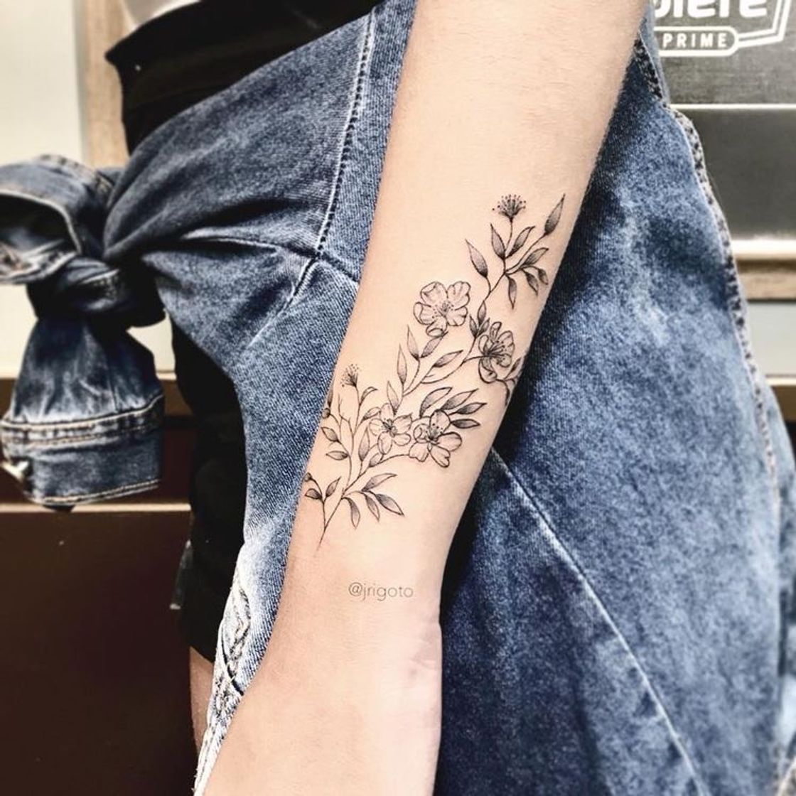 Fashion Delicadeza em forma de tattoo 