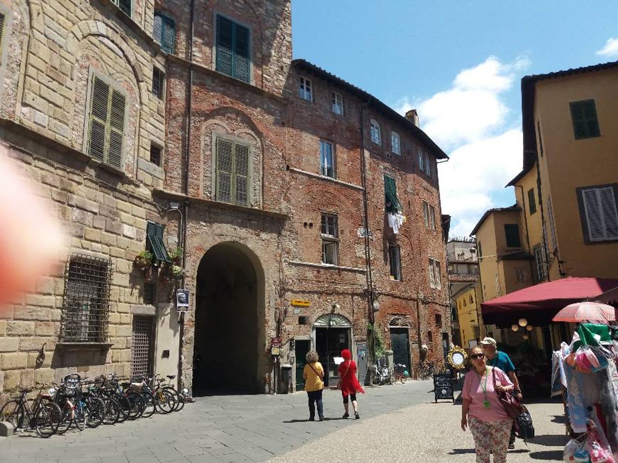 Place Lucca