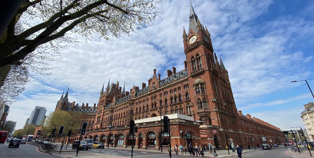 Place St Pancras Station