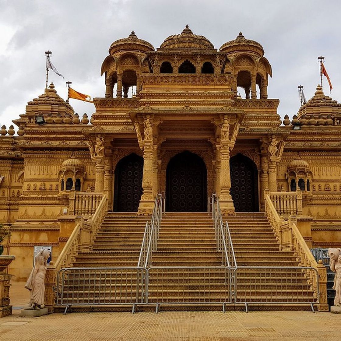 Places Shri Sanatan Hindu Mandir