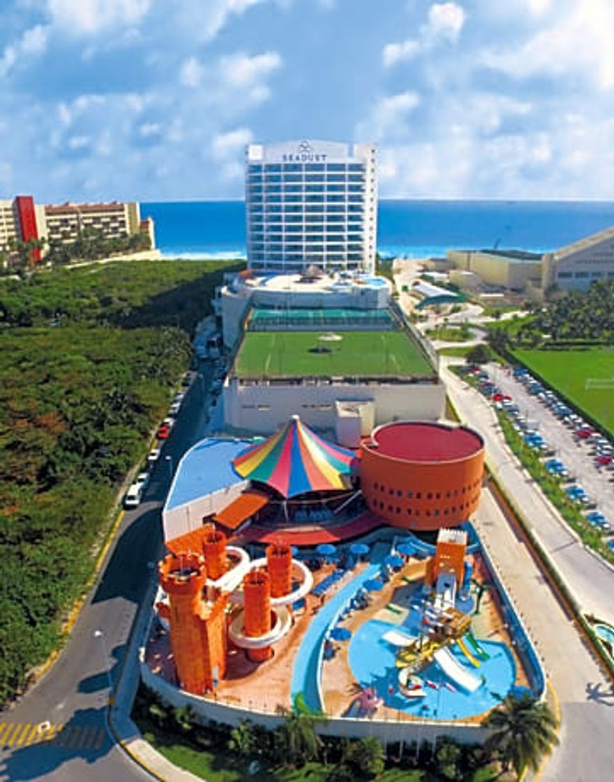 Place Seadust Cancun Family Resort