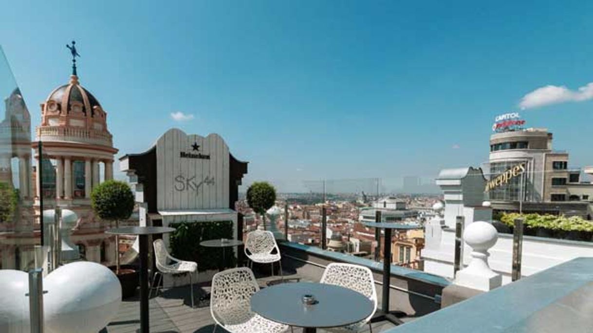 Lugar Sky 44 Madrid | Terraza - Bar