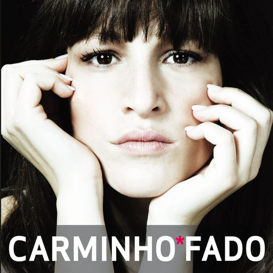 Music Escrevi teu nome no vento - Fado carriche