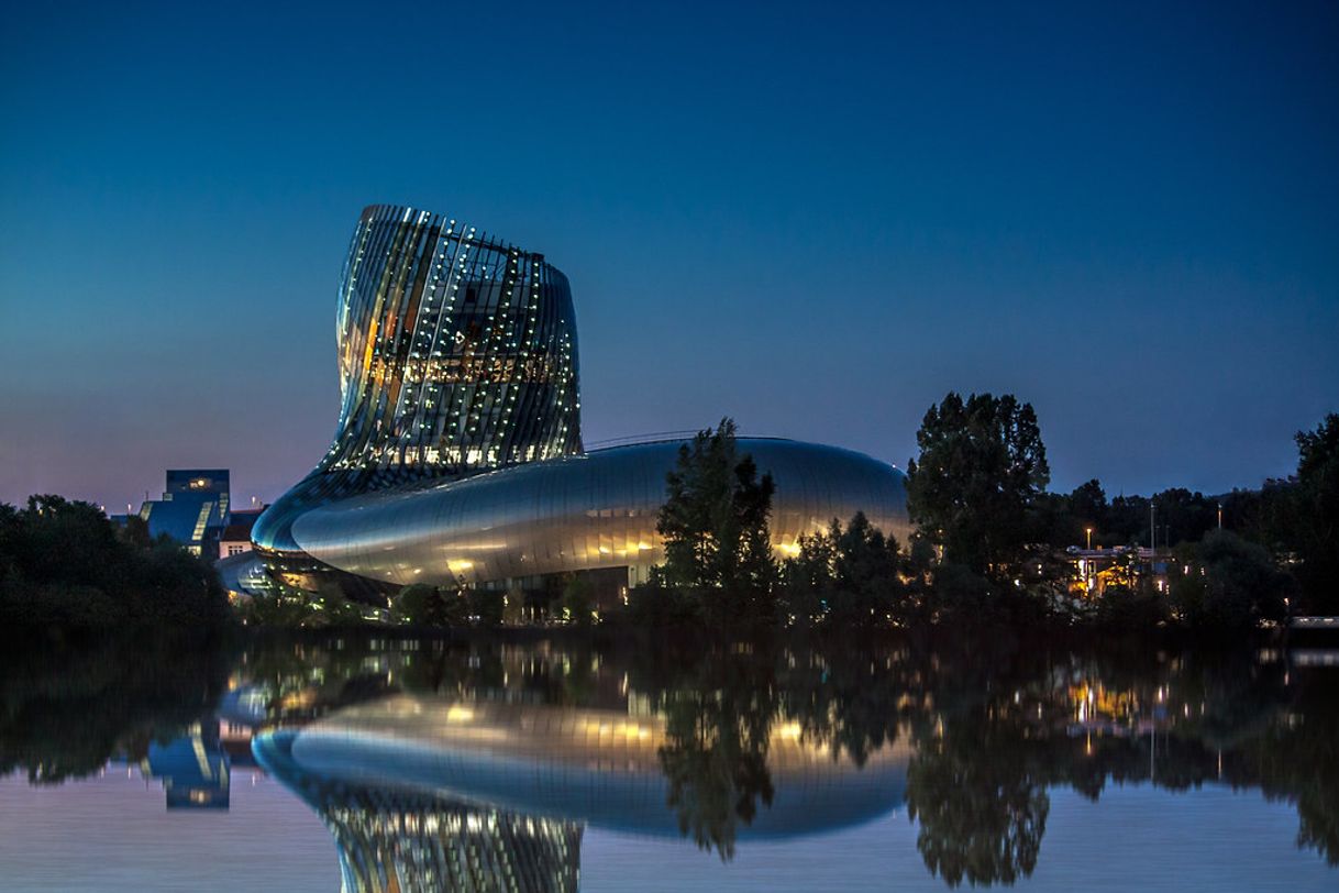 Lugar Cité du Vin