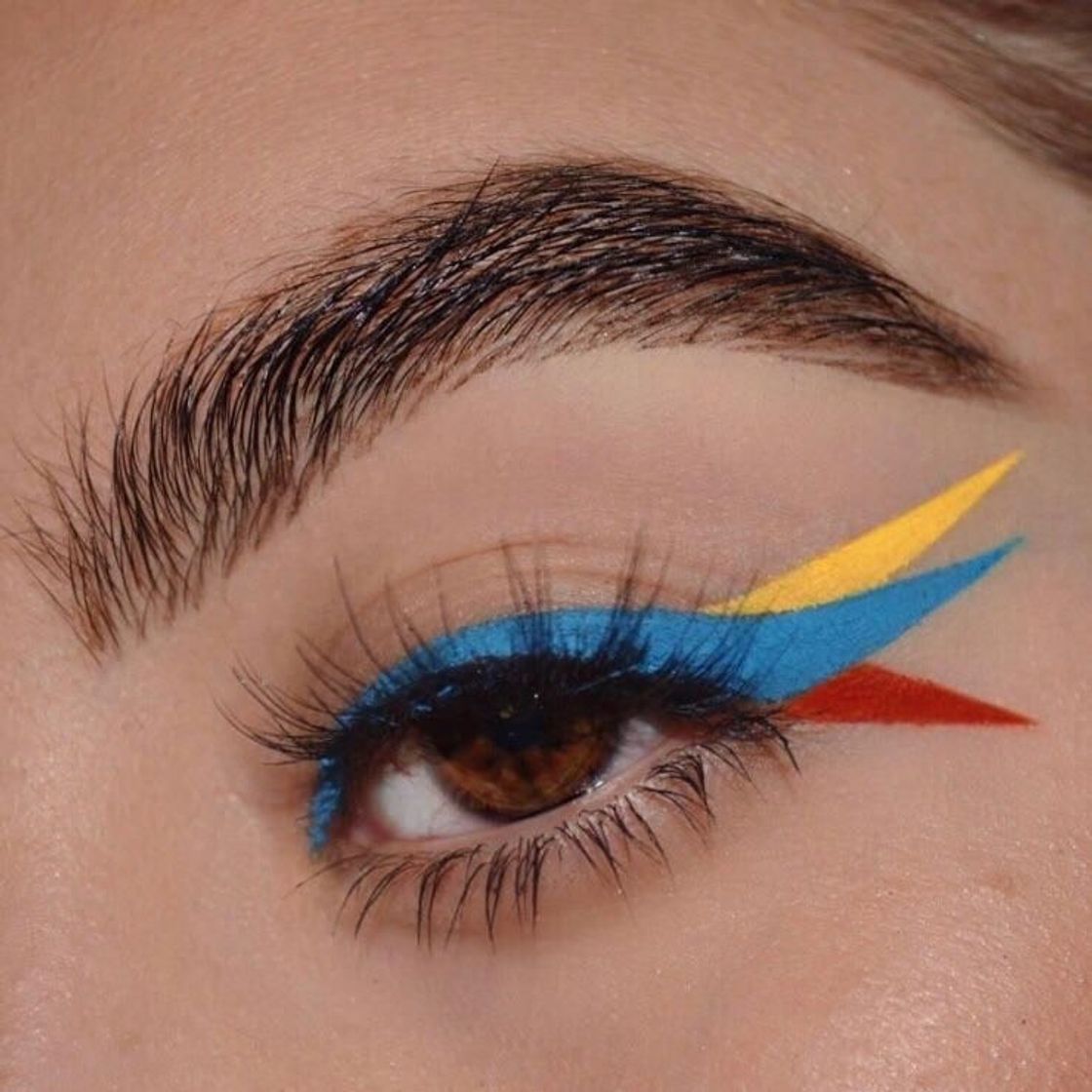 Moda 💛💙❤️