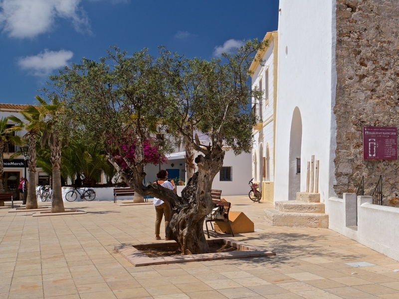 Place Sant Francesc Xavier