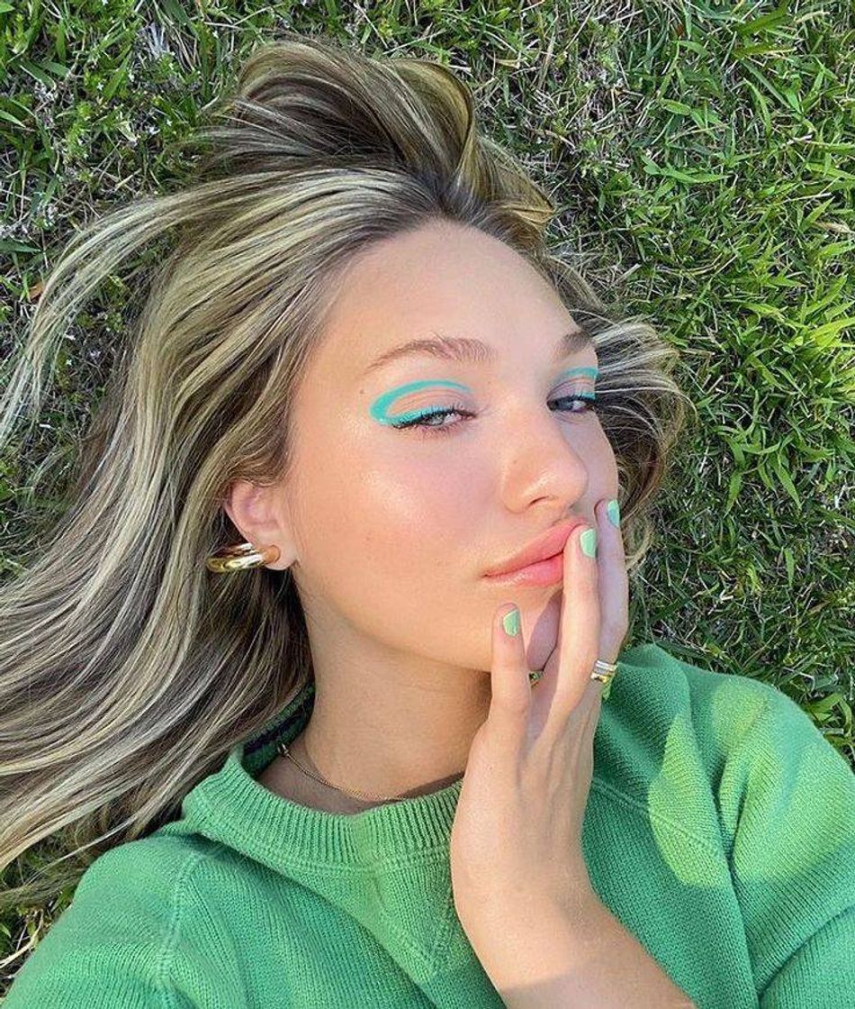 Social makeup