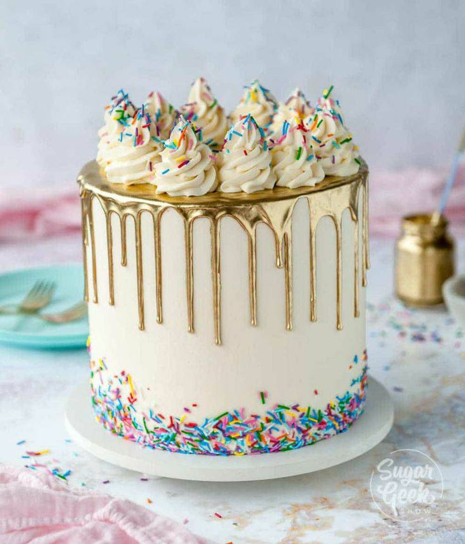 Moda Delicious Rainbow Cake With Gold Drip – Sugar Geek Show