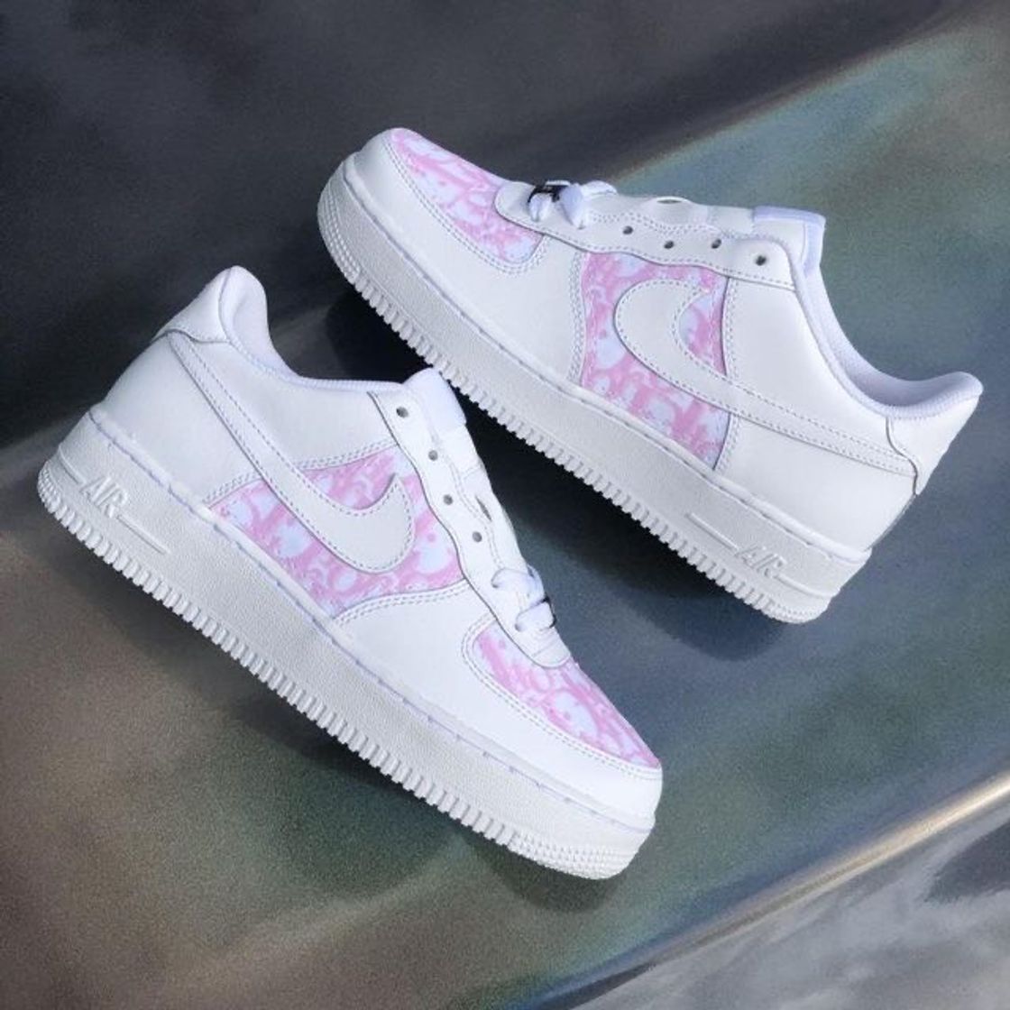 Social Nike Wmns Air Force 1 High