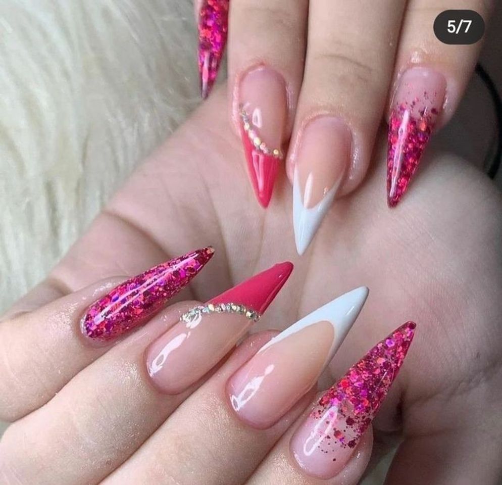 Social Nail