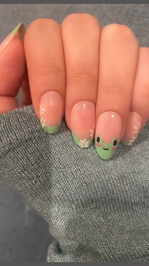 Frog Decorated Nails