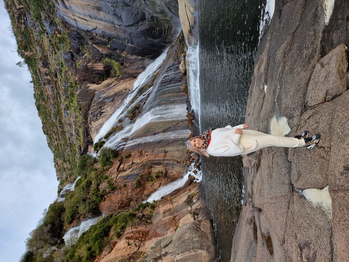 Lugar Cascada de Ézaro