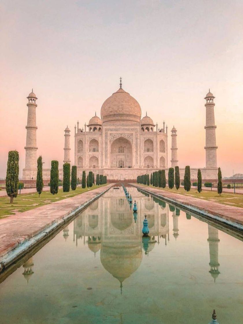 Place Taj Mahal