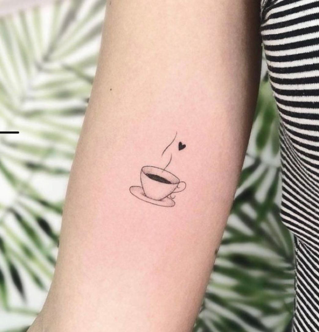 Moda Tattos minimalist 