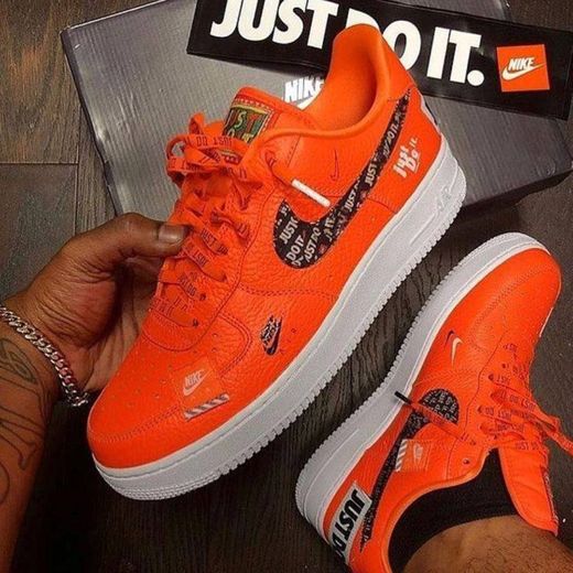 NIKE AIR FORCE 1 LOW 'JUST DO IT' ORANGE


