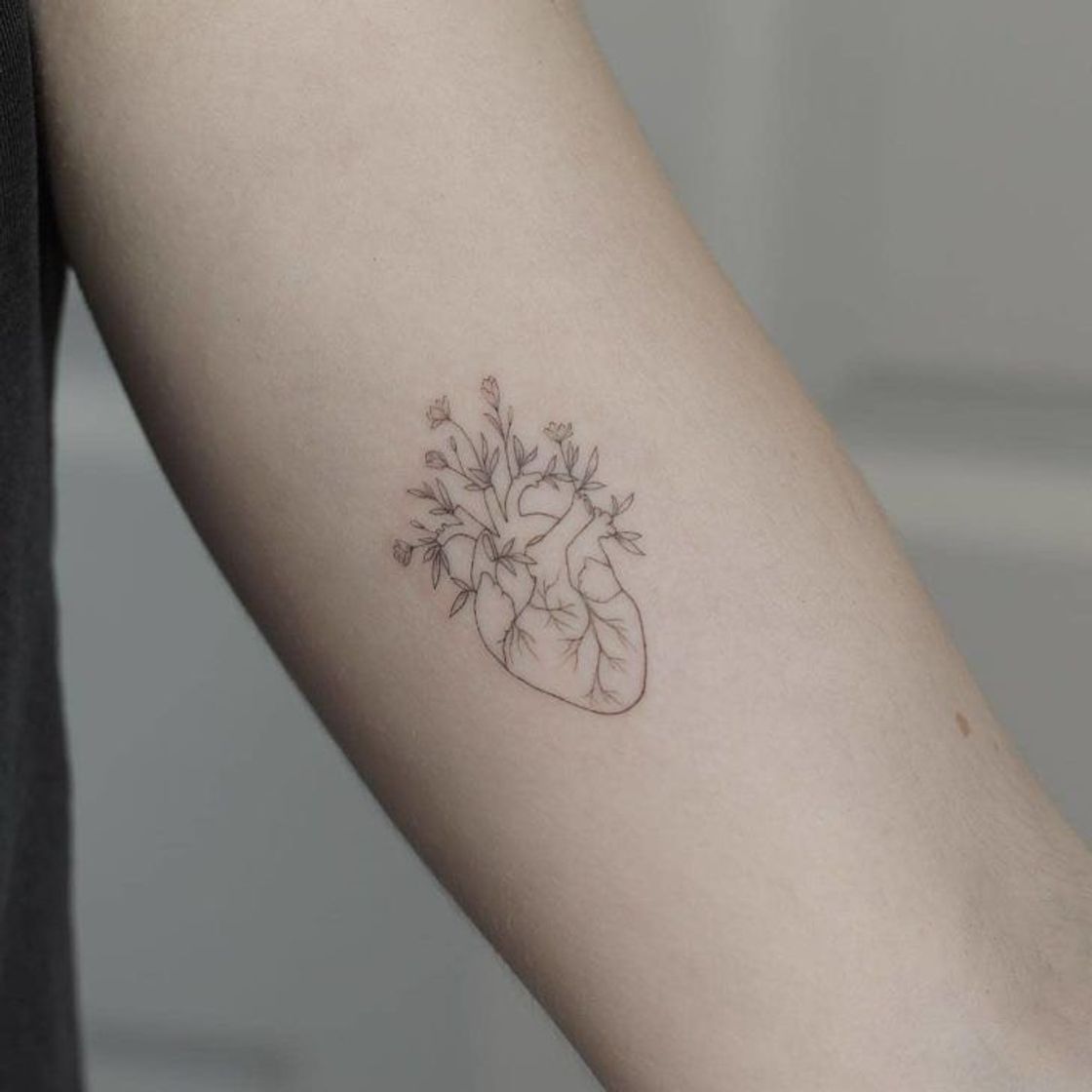 Fashion tattoo 