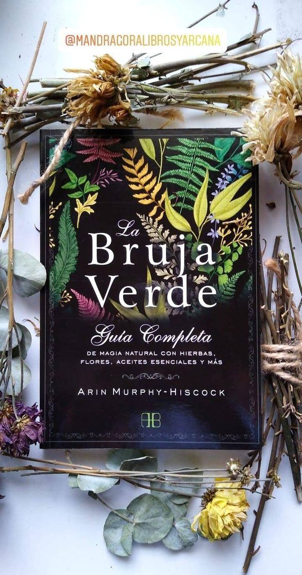 Books La bruja verde: Guía completa de magia natural con ... - Amazon.com