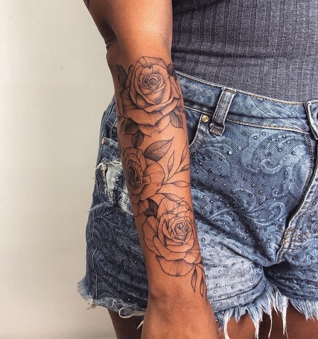 Fashion Tatto de rosas - braço