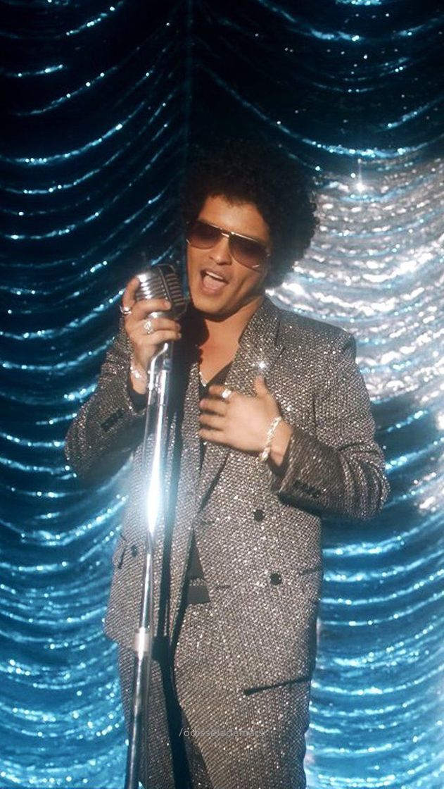 Canción Wake Up in the Sky