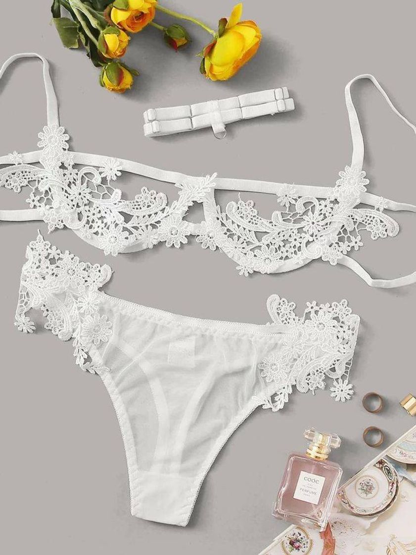 Moda Lingerie branca 