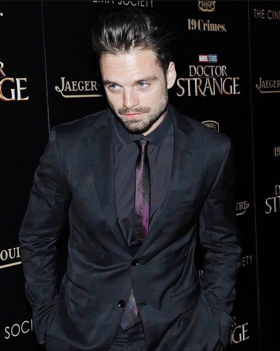 Moda Sebastian Stan 