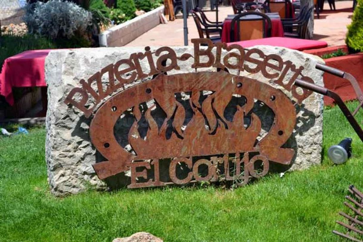 Restaurants Restaurante El Cortijo - Pizzería y Brasería