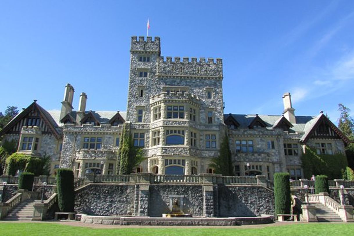 Lugares Hatley Castle