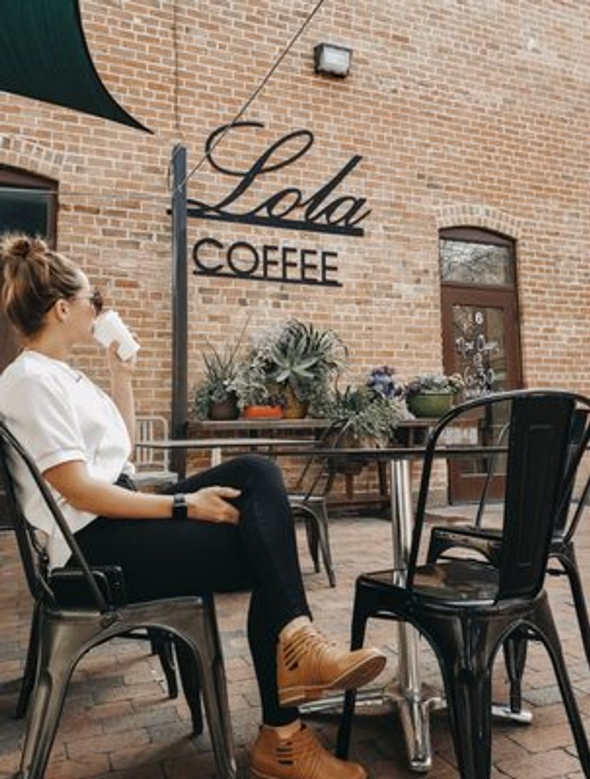 Restaurants Lola Coffee