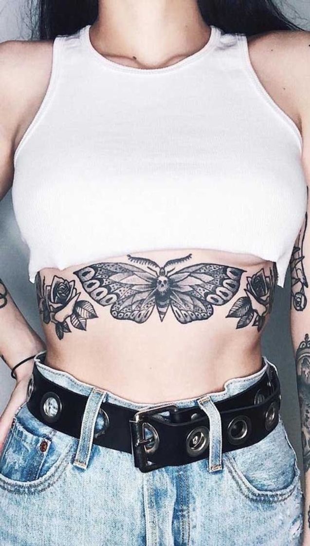 Social Tatuagem na barriga