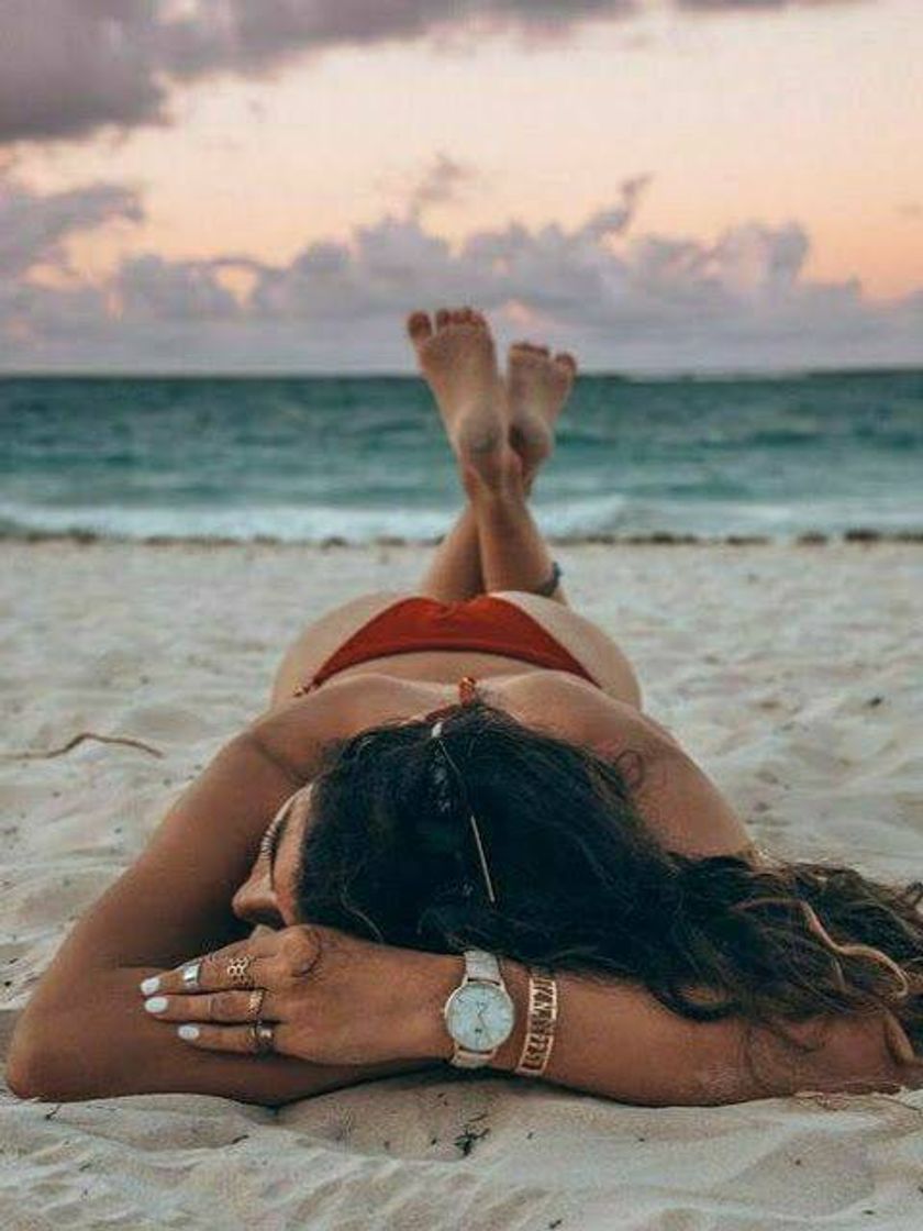 Fashion Pose perfeita para tirar fotos na praia. 😍🤩