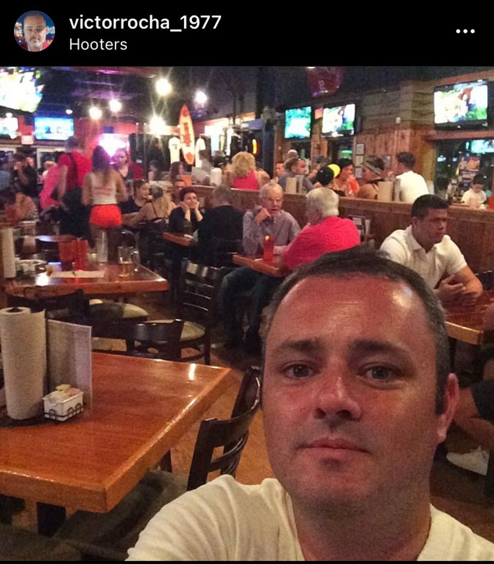 Restaurants Hooters