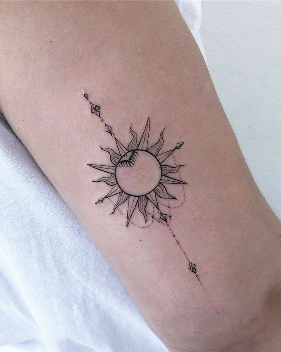 Moda tatuagem sol