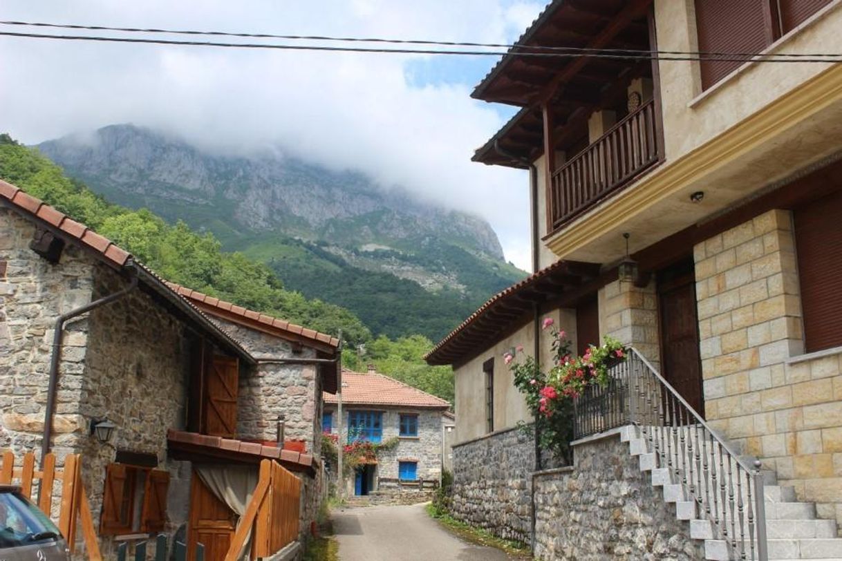 Place Soto de Sajambre