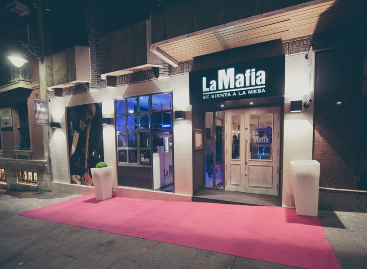 Restaurants La Mafia se sienta a la mesa