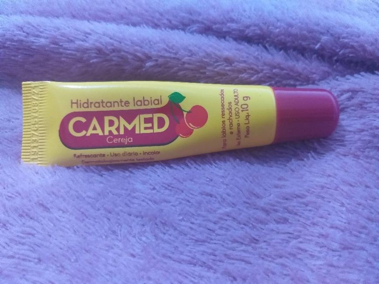 Producto Carmed hidrante labial