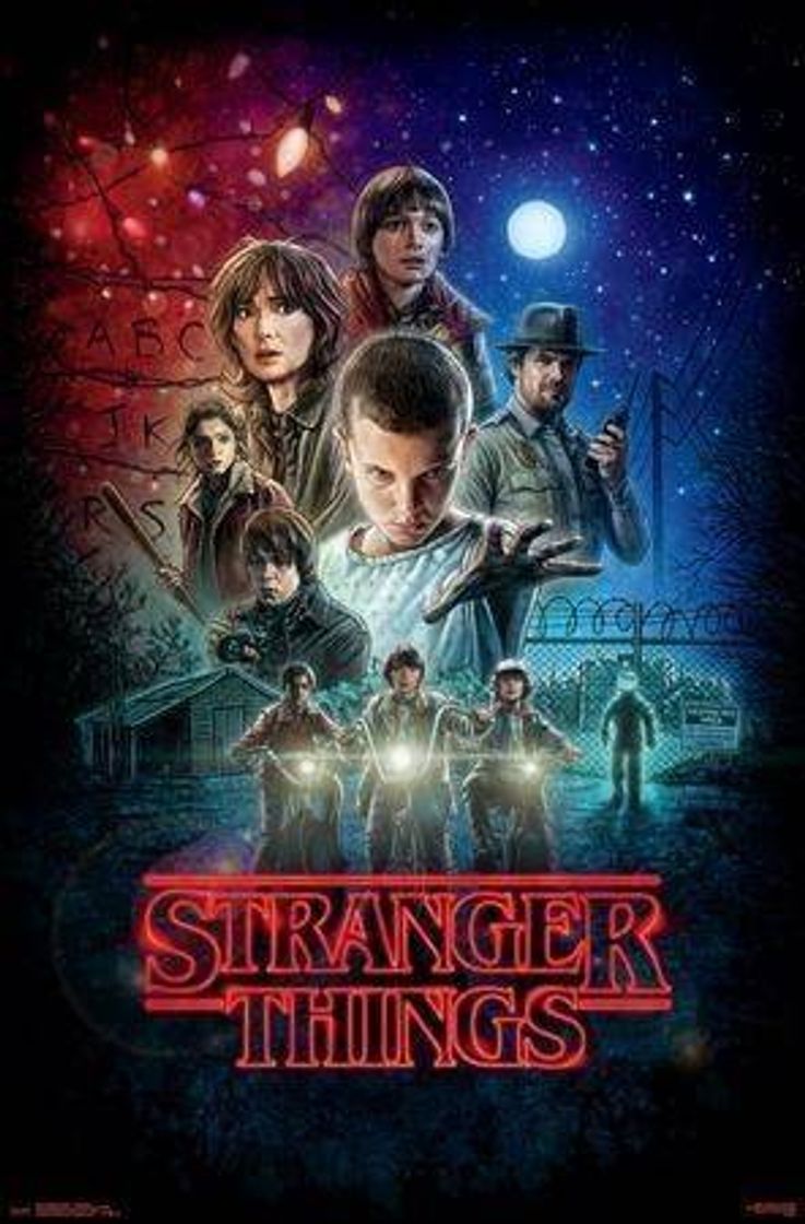 Moda STRANGER THINGS 📽️💜✨