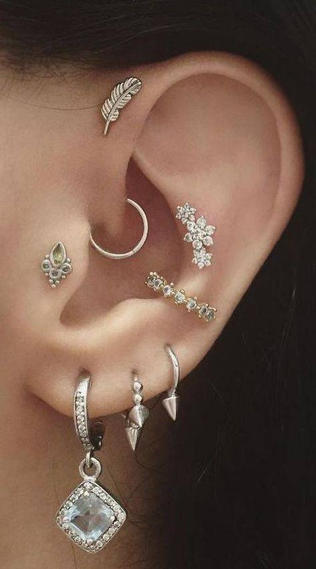 Fashion Piercing na orelha feminino