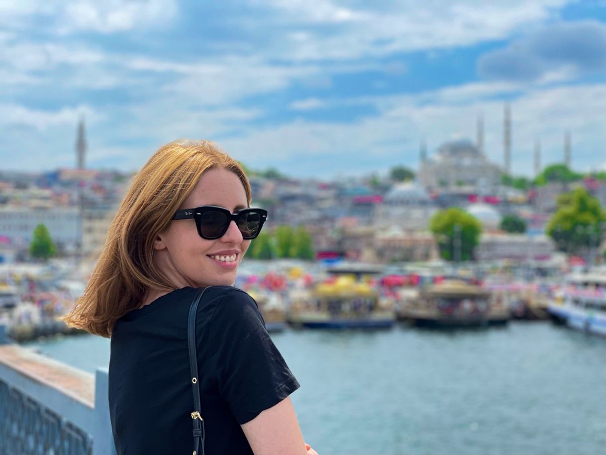 Place Galata Bridge