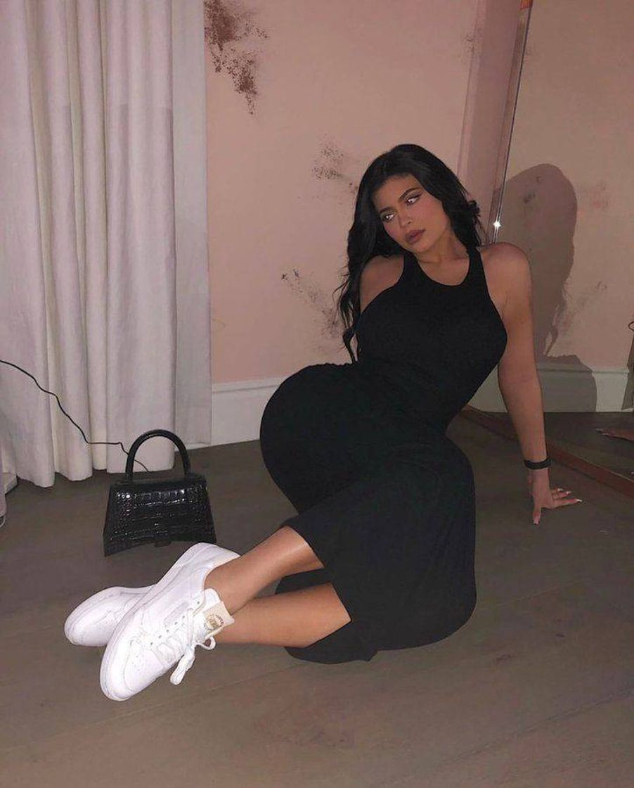 Social Roupas da Kylie Jenner