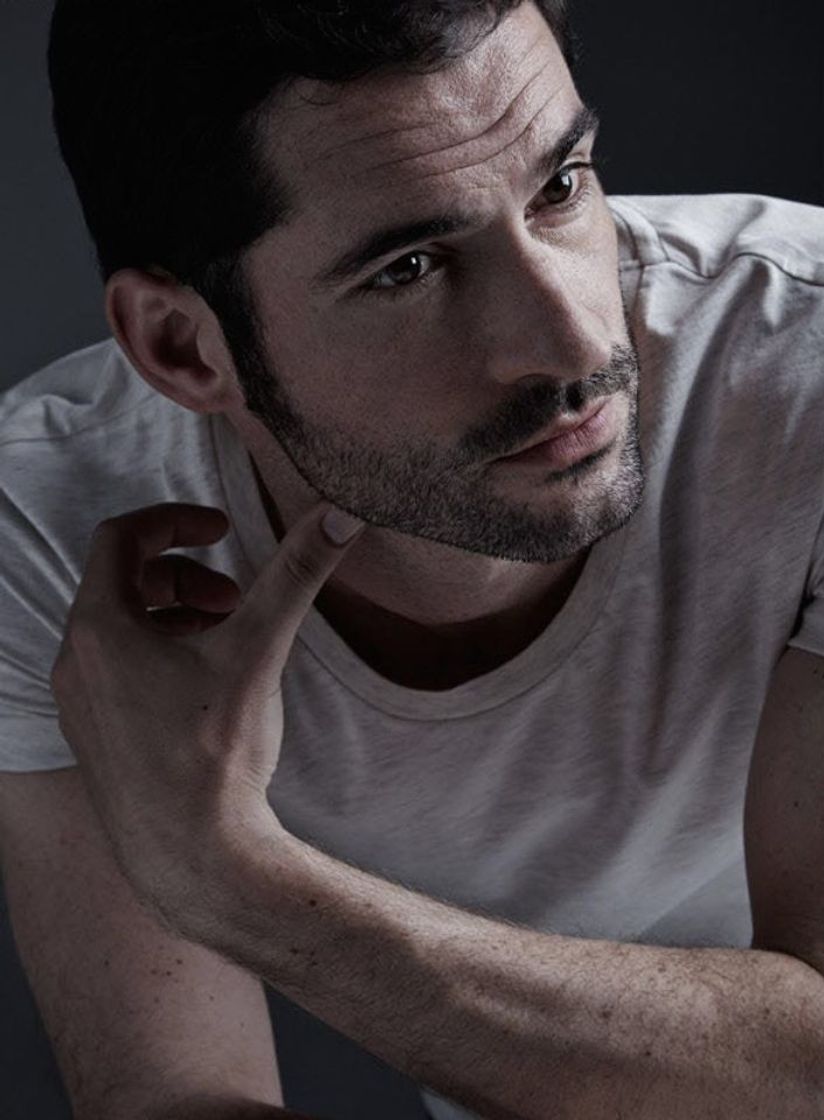 Social Tom Ellis 