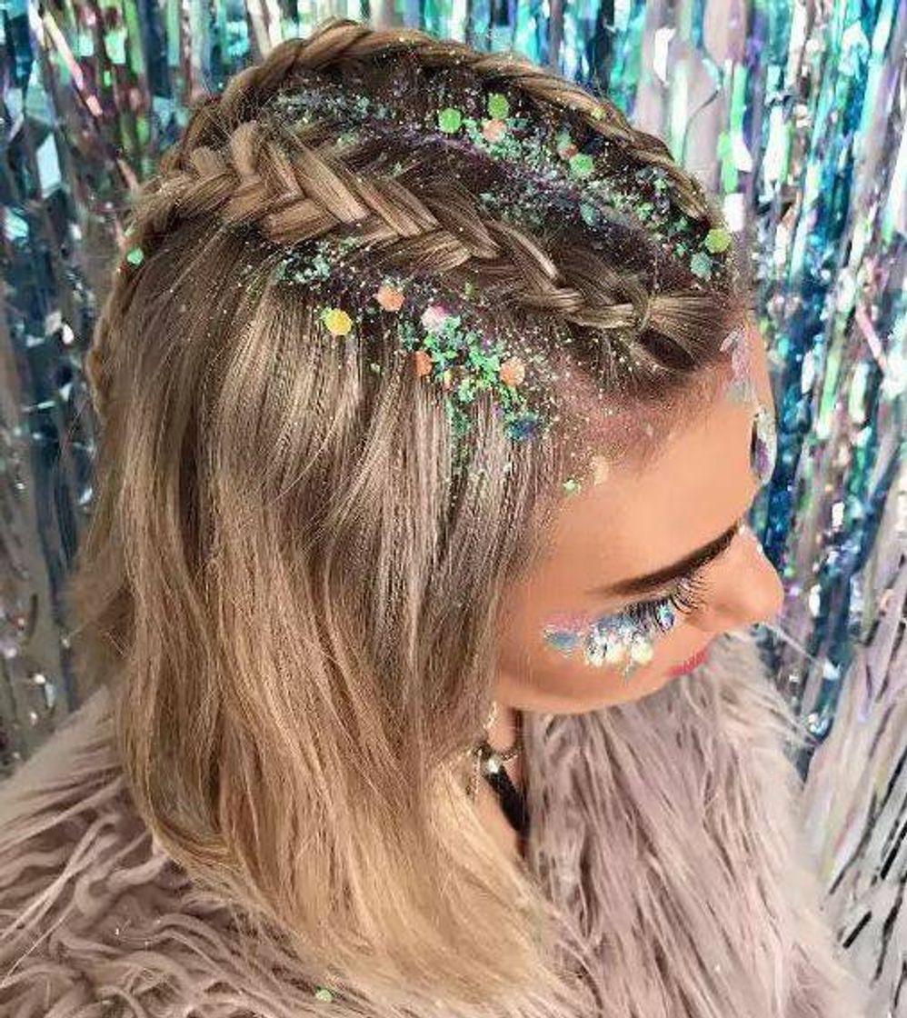 Moda Glitter hairstyle