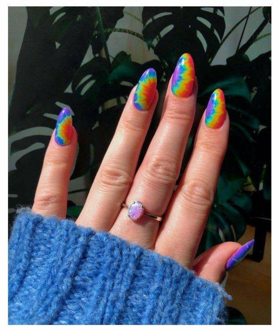 Moda Tie dye nails