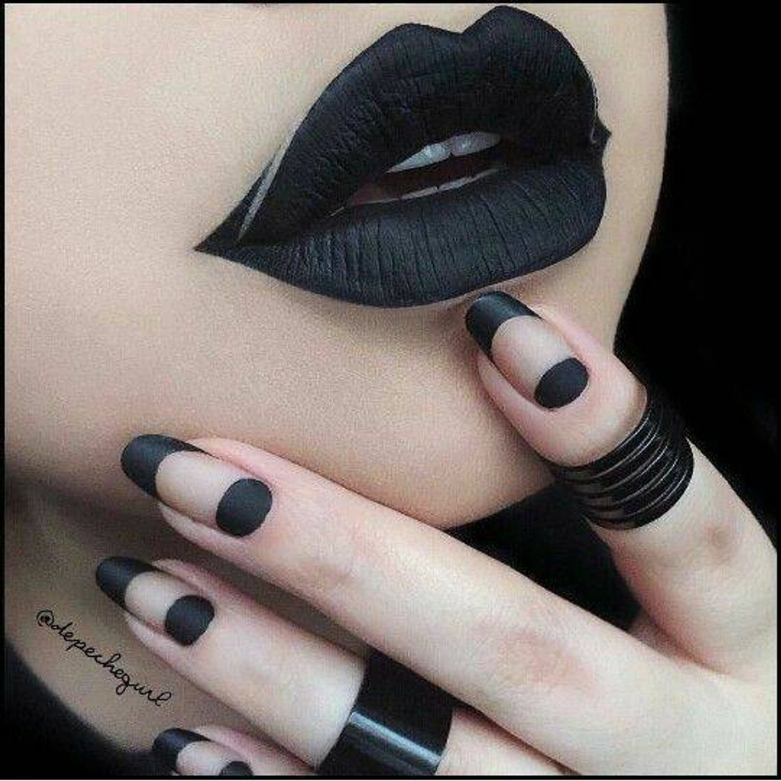 Fashion Black nail