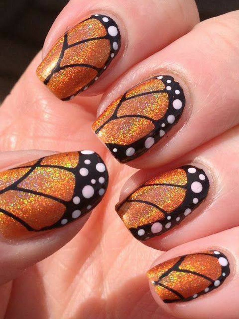 Moda Butterfly nail