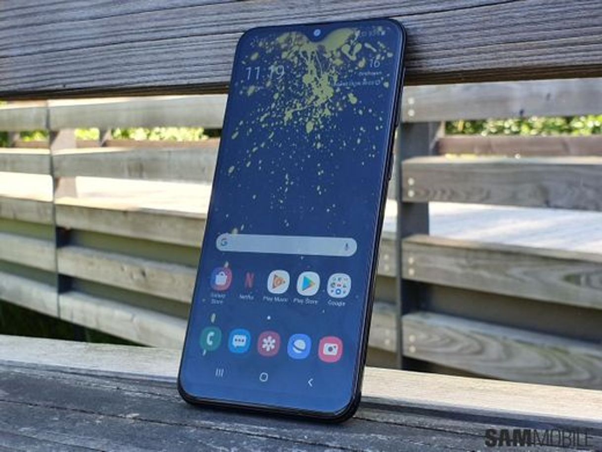 Social Samsung A20E, Smartphone Super AMOLED