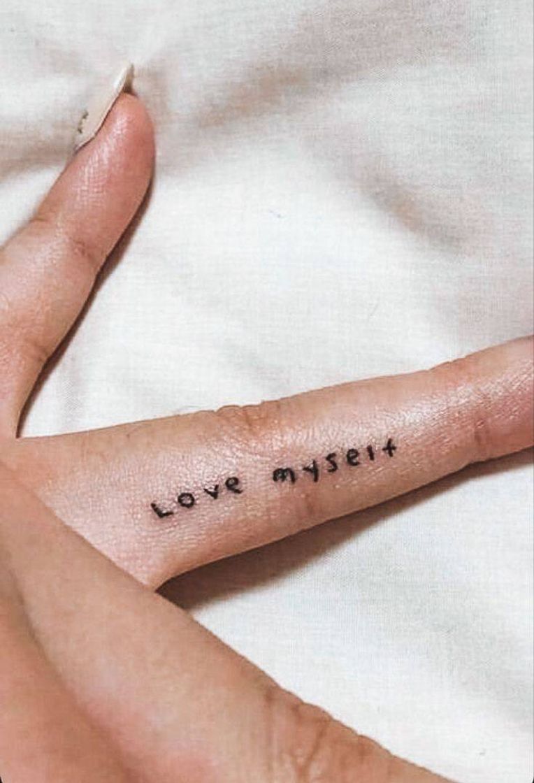 Fashion Tatuagem de amor próprio